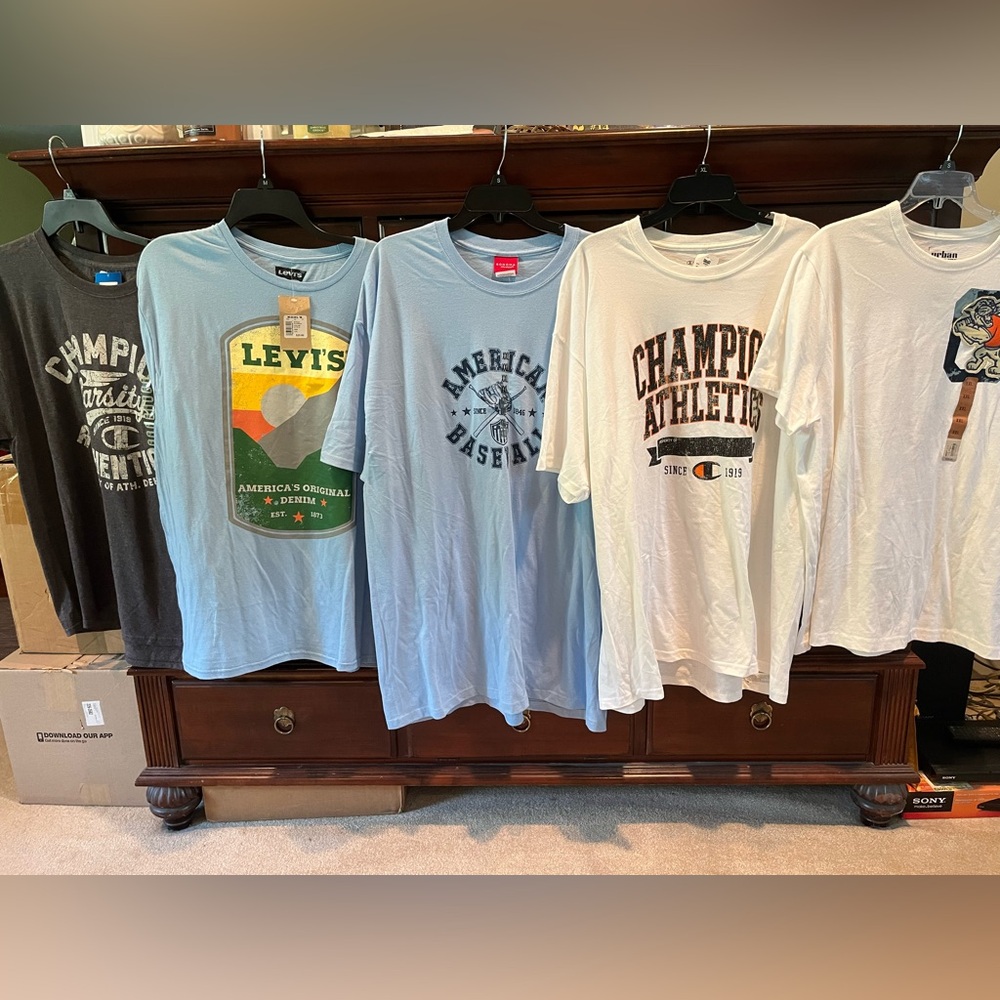 Bundle of men’s t shirts